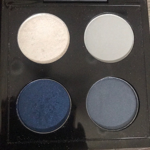 SOLD ♥️Mac cosmetics eyeshadow palette bundle Rare - Picture 5 of 6